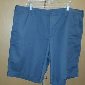 Columbia Men's Shorts. Size 42.
